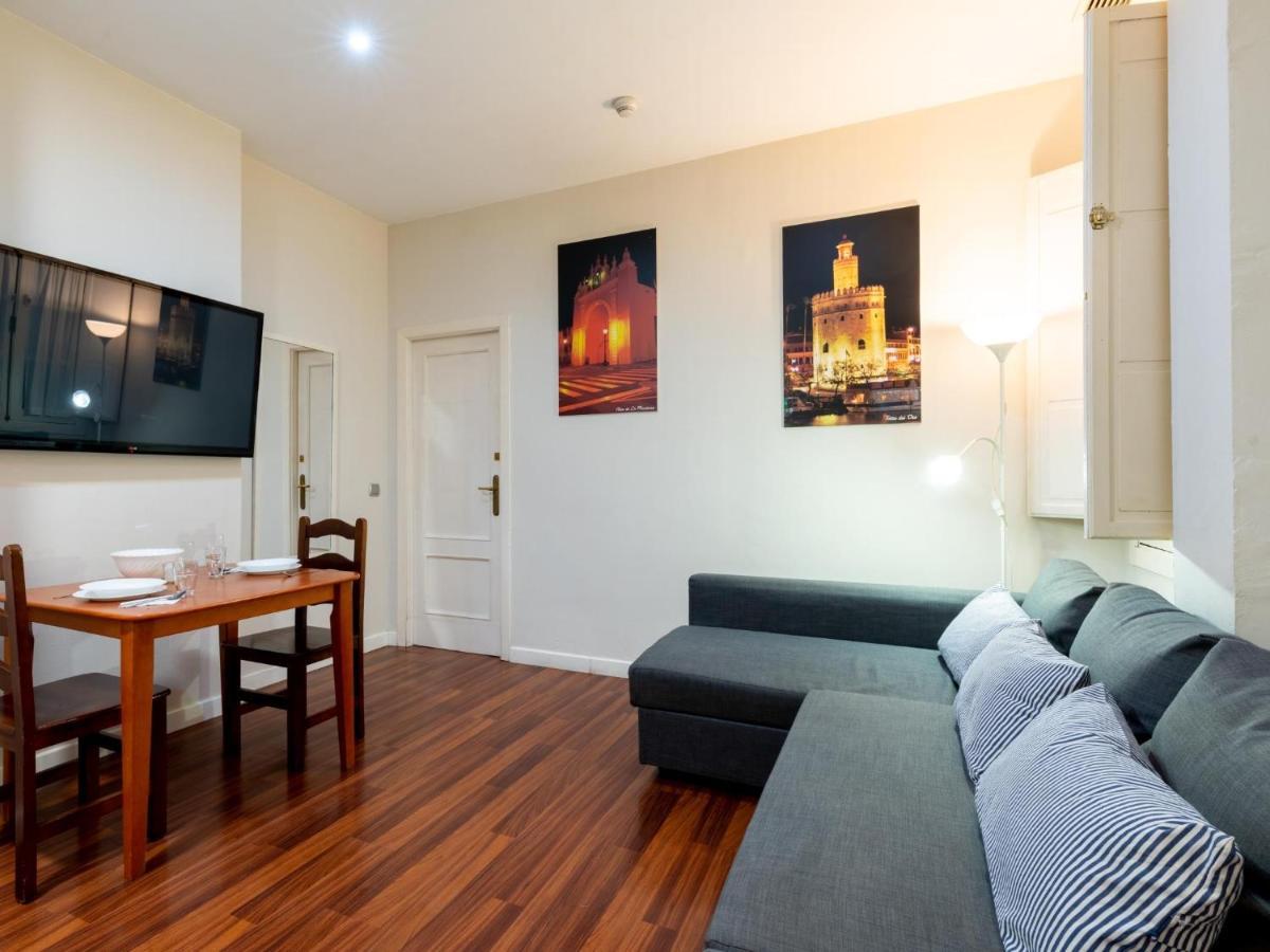 Apartmán Holi-Rent Lumbreras Sevilla Exteriér fotografie